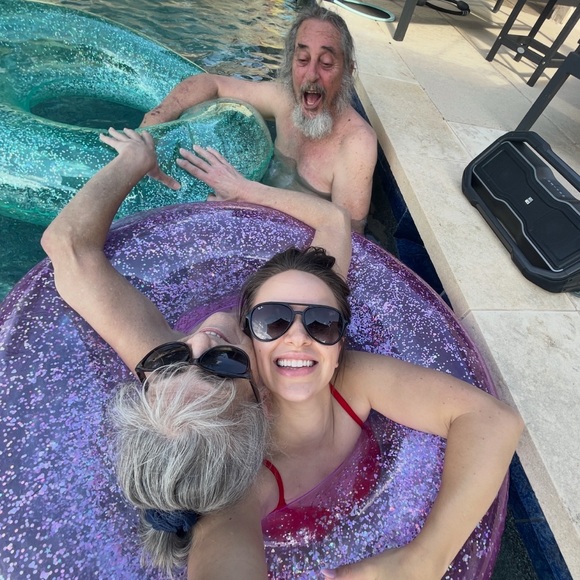 Meet your seller/ buyer - - Picture 14 of 16